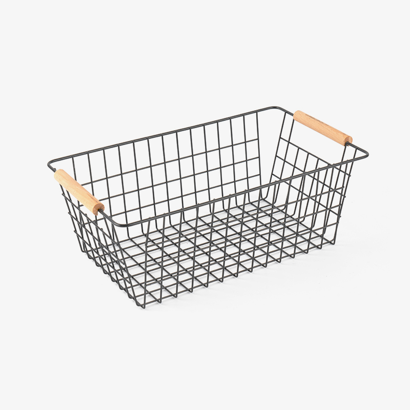 Giỏ đựng đồ có tay cầm bằng gỗ