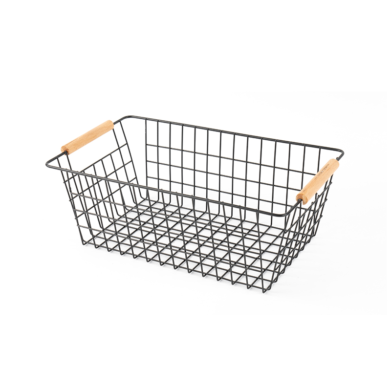 Giỏ đựng đồ có tay cầm bằng gỗ